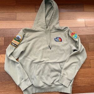 The North Face Novelty Patch Pullover Hoodie - Sage Green